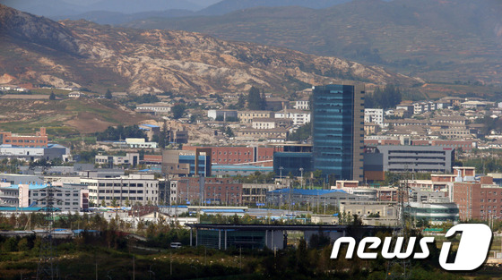 경기도 파주 도라산전망대에서 바라본 개성공단 2013.9.25/뉴스1 © News1 한재호 기자