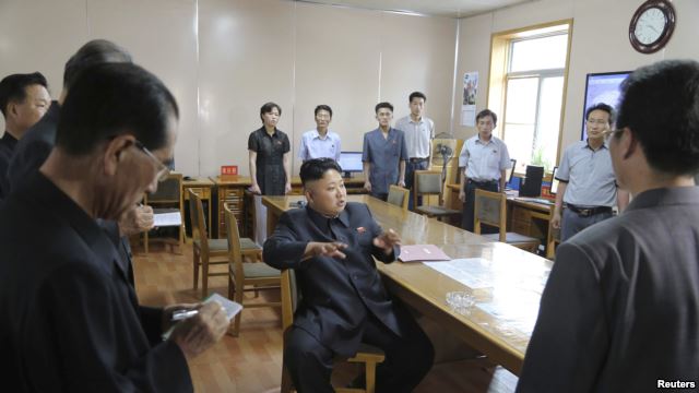 북한 김정은 국방위원회 제1위원장이 기상수문국을 현지 지도했다고 10일 조선중앙통신이 보도했다.