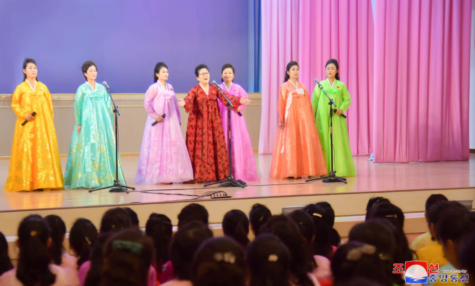 북한 여성들. /연합뉴스
